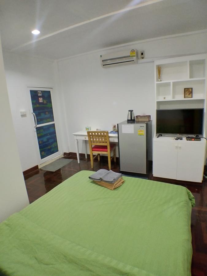 B&B 22 House Banguecoque Exterior foto
